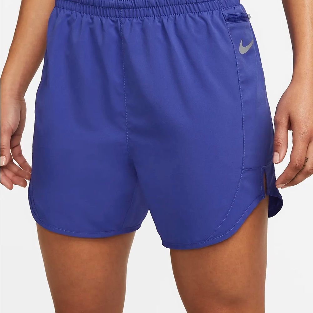 NWT Nike Tempo Luxe Women’s Running Shorts In Blue